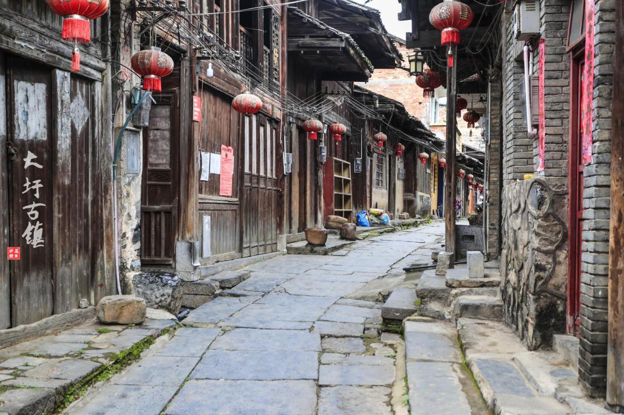 Wing Hotel Guilin- Pedestrian Street Екстериор снимка