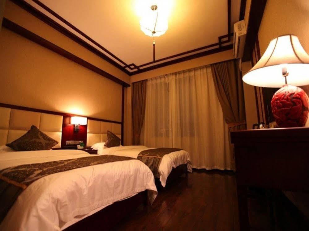 Wing Hotel Guilin- Pedestrian Street Екстериор снимка